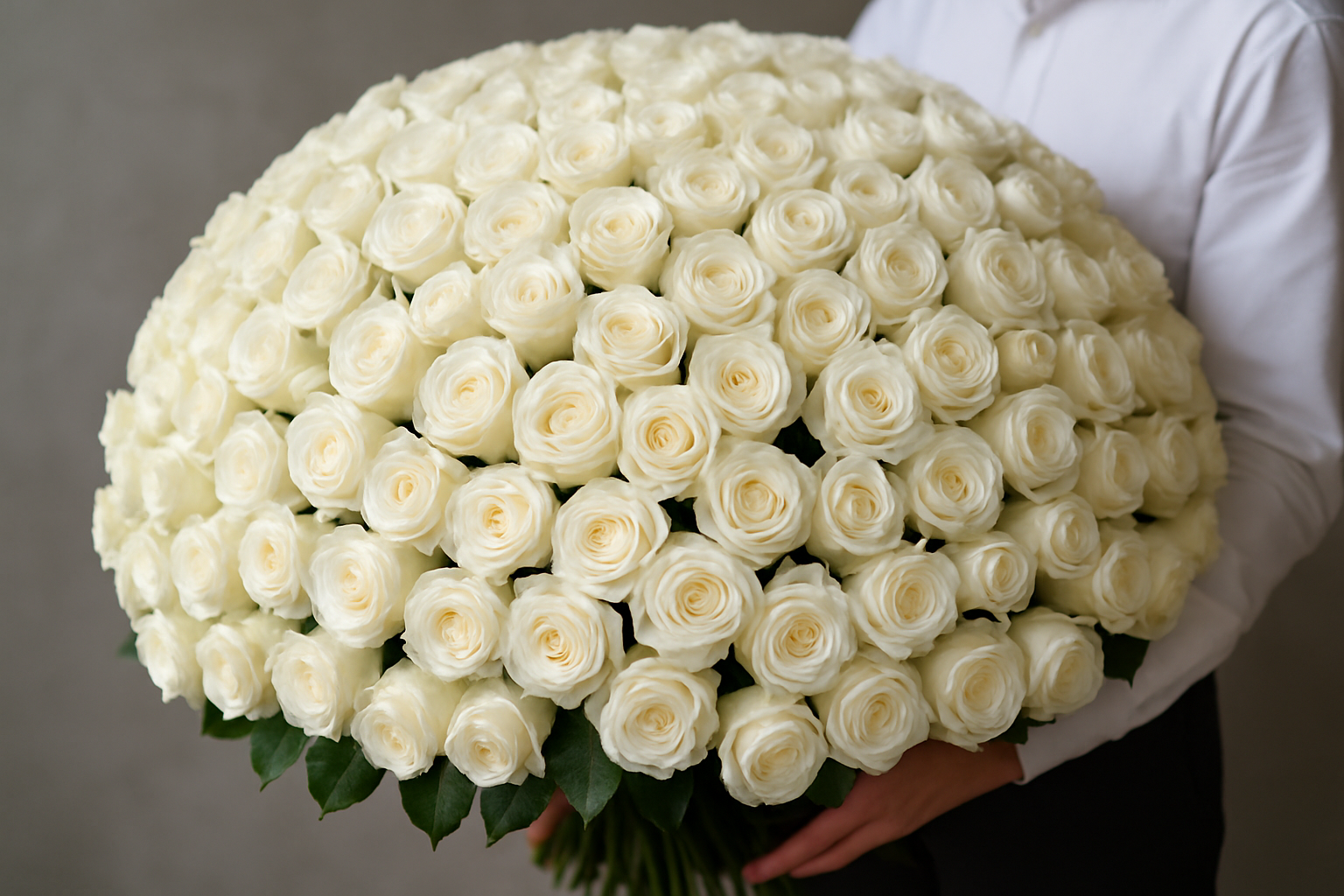 200 white roses bouquet
