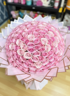 200 Pink Roses Close-up Detail - Luxury Bouquet Kuwait