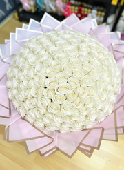 200 White Roses Close-up Detail - Luxury Bouquet Kuwait