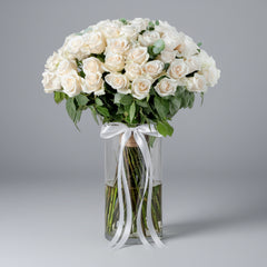 50 Premium White Roses in Glass Vase