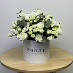 White mix flowes Box