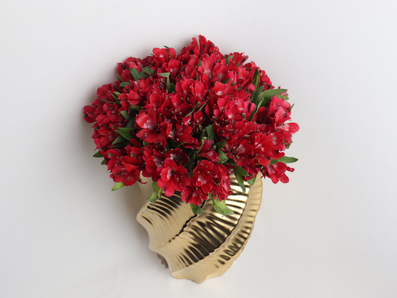 Gold vase Alstroemeria Vase