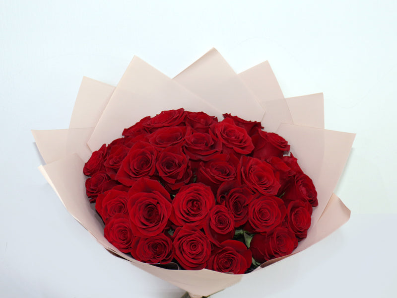 Red Roses Hand Bouquet valentine