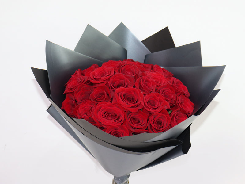 Hand Bouquet 25 Red Roses gift