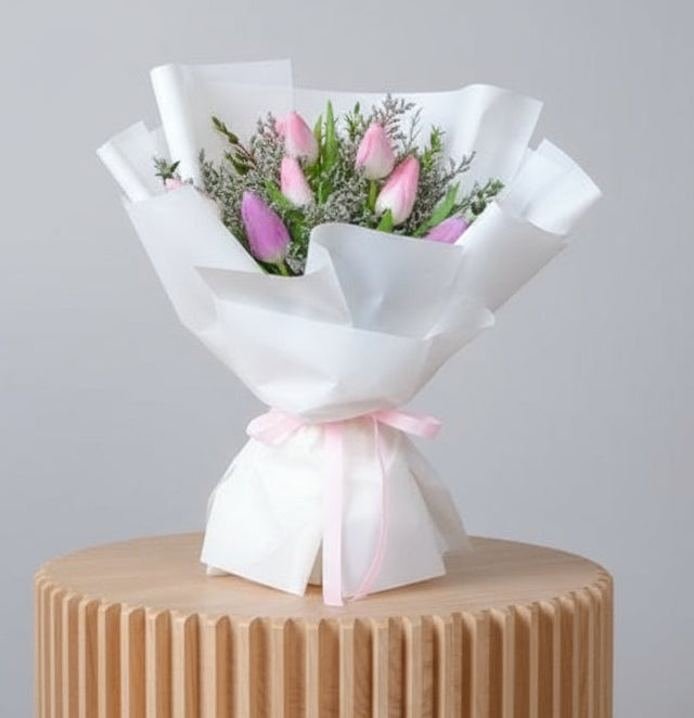 Pink Tulips Hand Bouquet | 10 Fresh Flowers