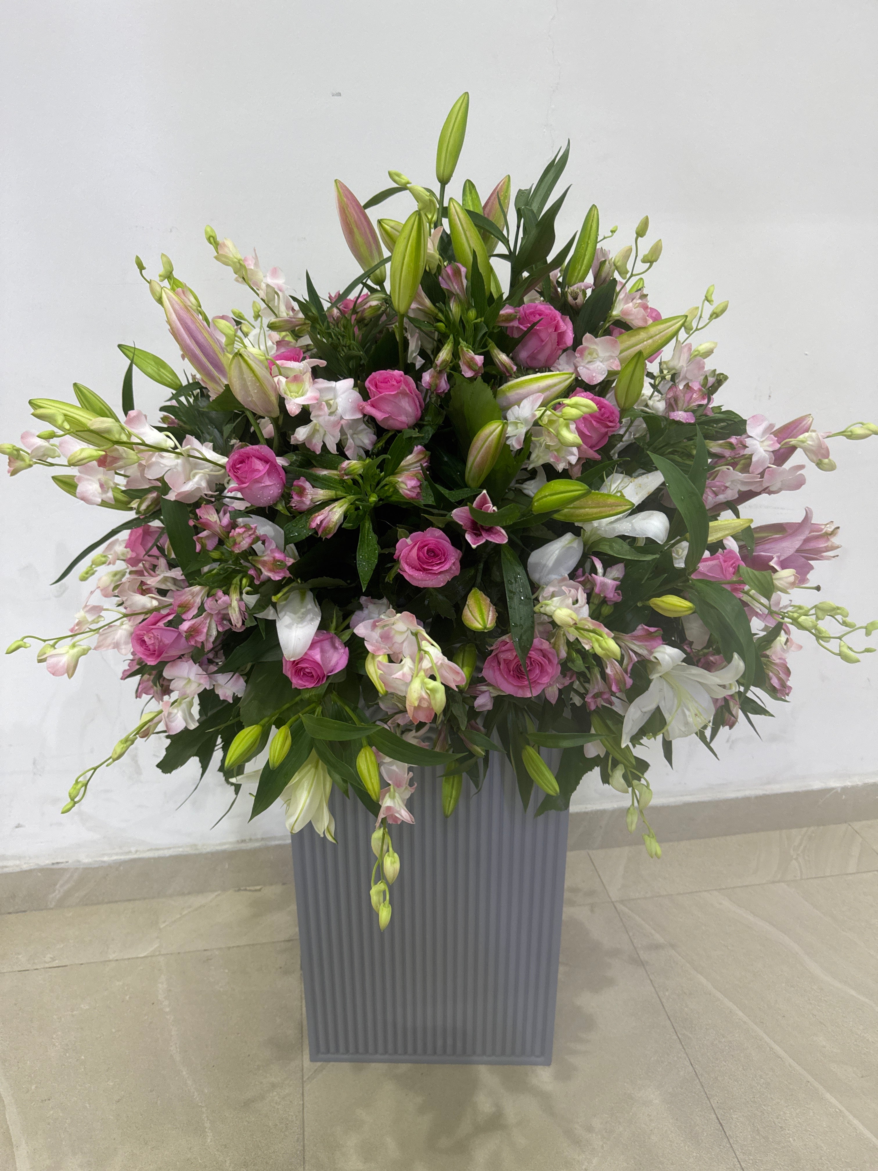 Promotions Flowers Arrangement
