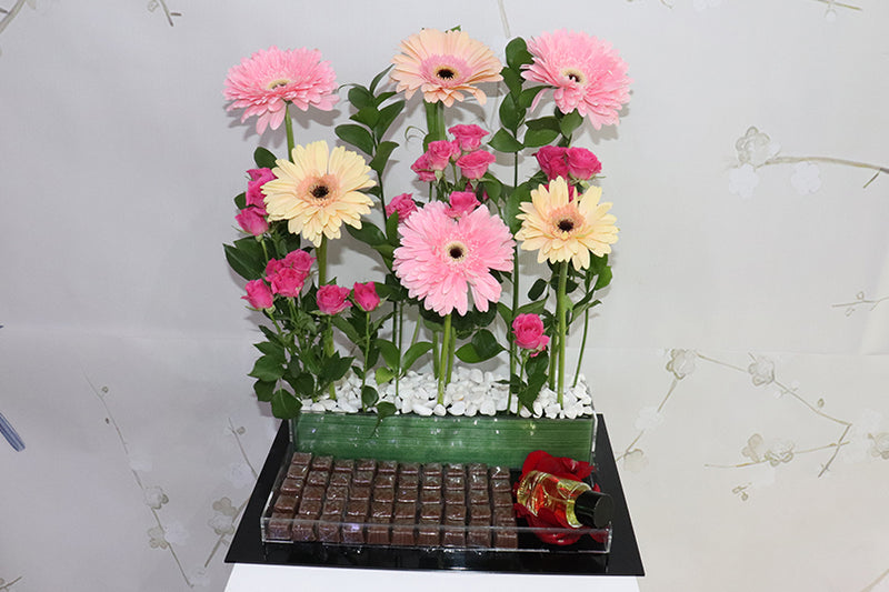Luxury Chocolate Flower Tray 2 - Premium Fresh Flowers & Gifts Delivery in Kuwait