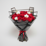 Front angle – Red Roses Black Wrap