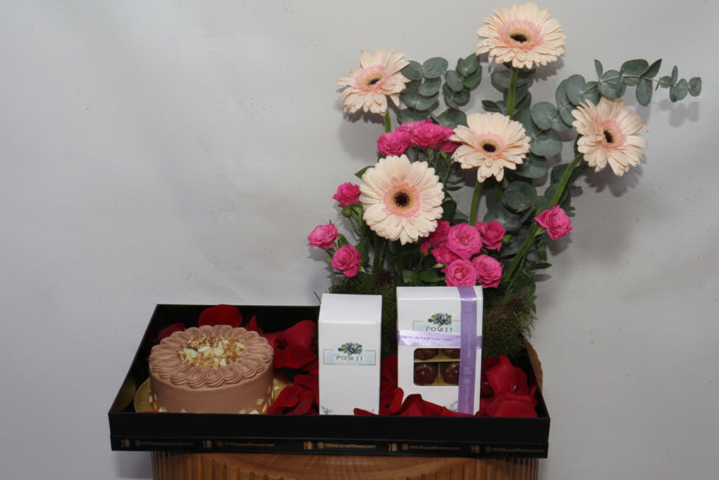 Cakes with flowers try