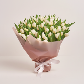50 fresh white tulips bouquet