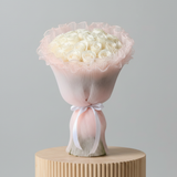 Side angle – White Roses Pink Wrap