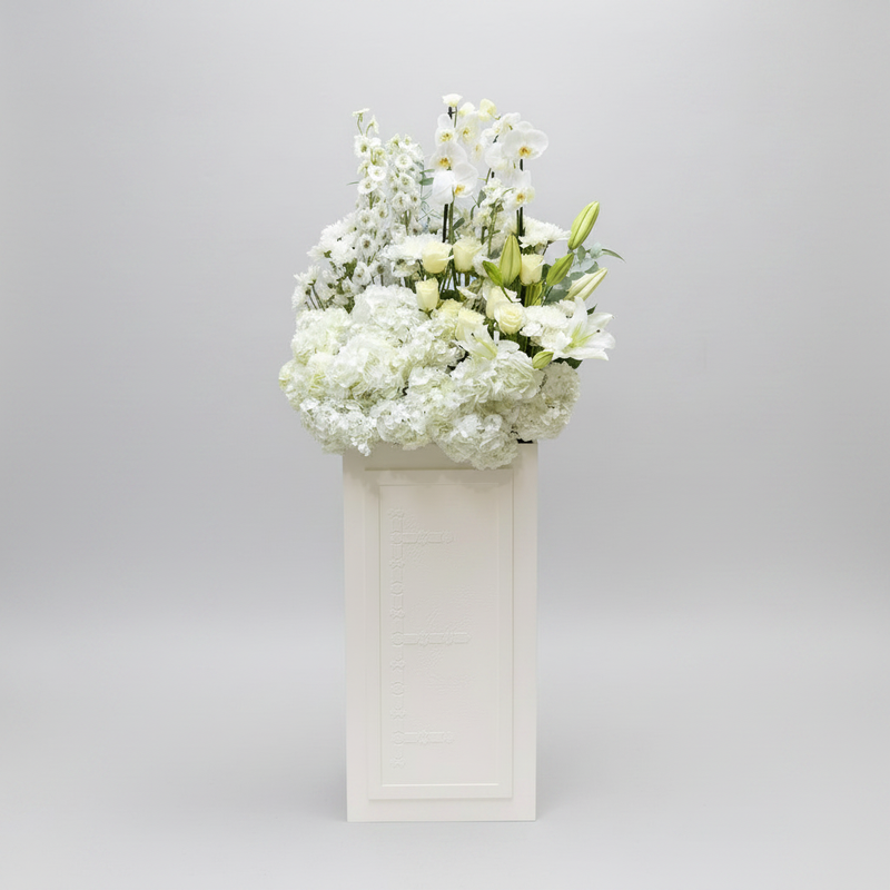 White Luxury Flower Stand – Gray Background